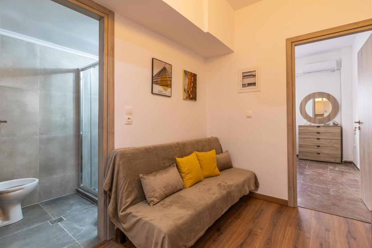 Korinthos Downtown Apartment Extérieur photo