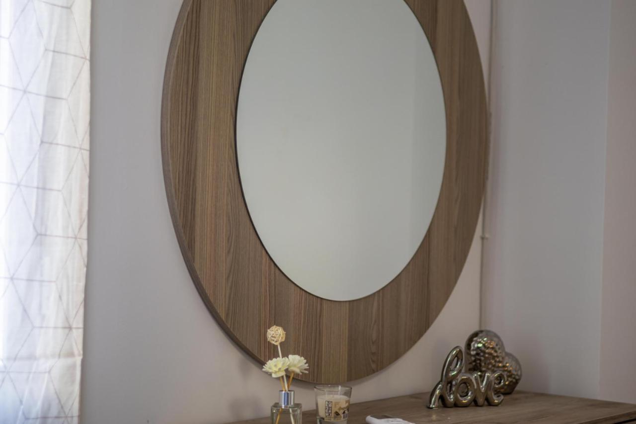Korinthos Downtown Apartment Extérieur photo