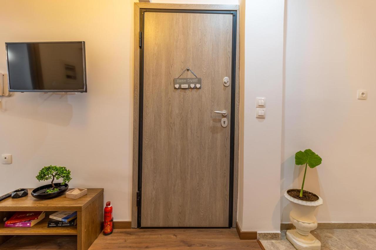 Korinthos Downtown Apartment Extérieur photo